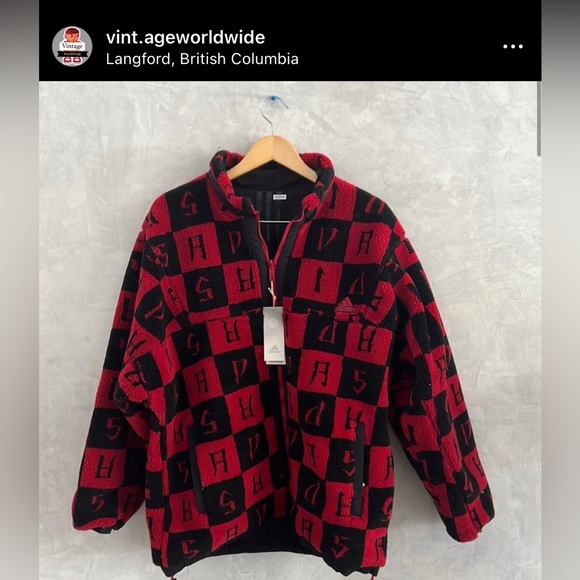 NWT Adidas St Aop Boa jacket Reversible Red and Black. - Picture 3 of 4